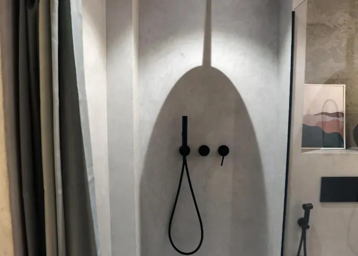 Center Modern Apartment *